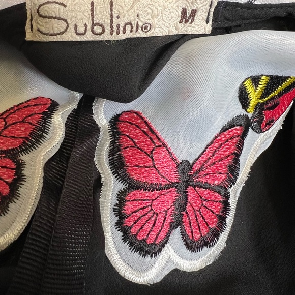 Blouse - Picture 3 of 3